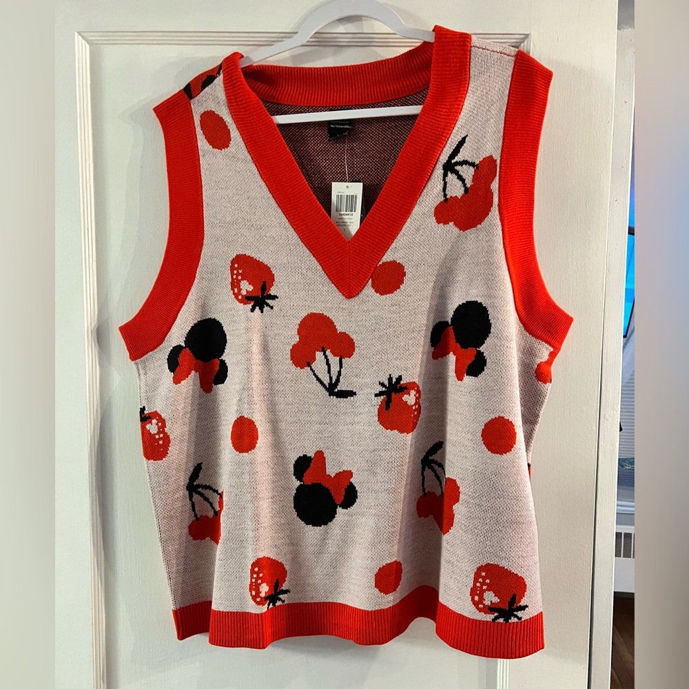 Minnie  Mouse women’s sweater vest NWT size L